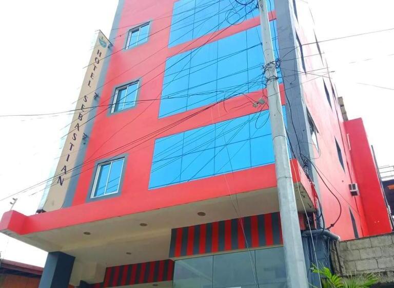 Oslob Hotel Sébastian