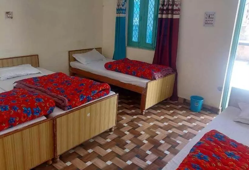 Oyo Hotel Abhinadan