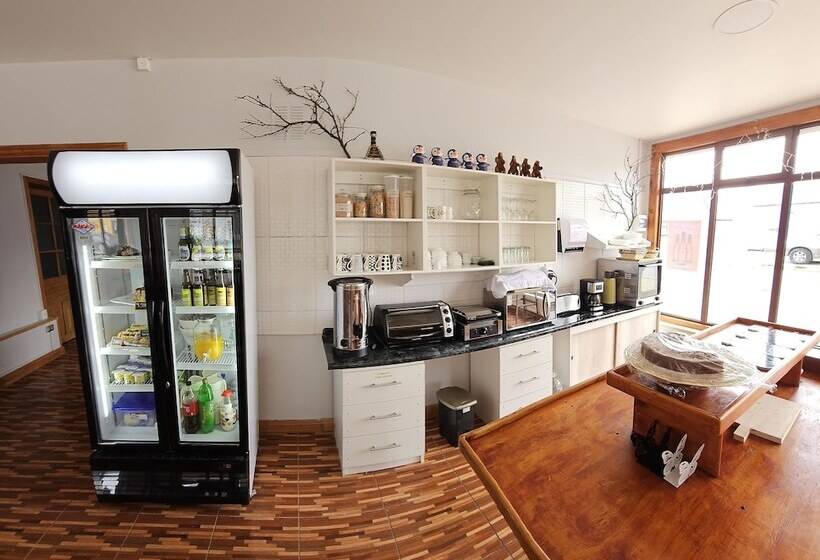 پانسیون Hostal Rufus