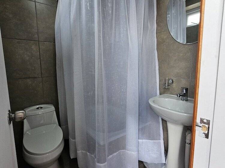 پانسیون Hostal Rufus