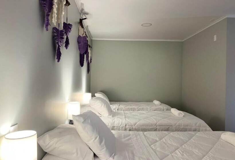 پانسیون Hostal Rufus