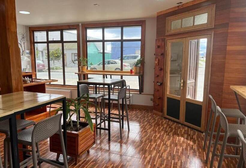 پانسیون Hostal Rufus