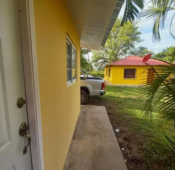 پانسیون Palmerola Inn