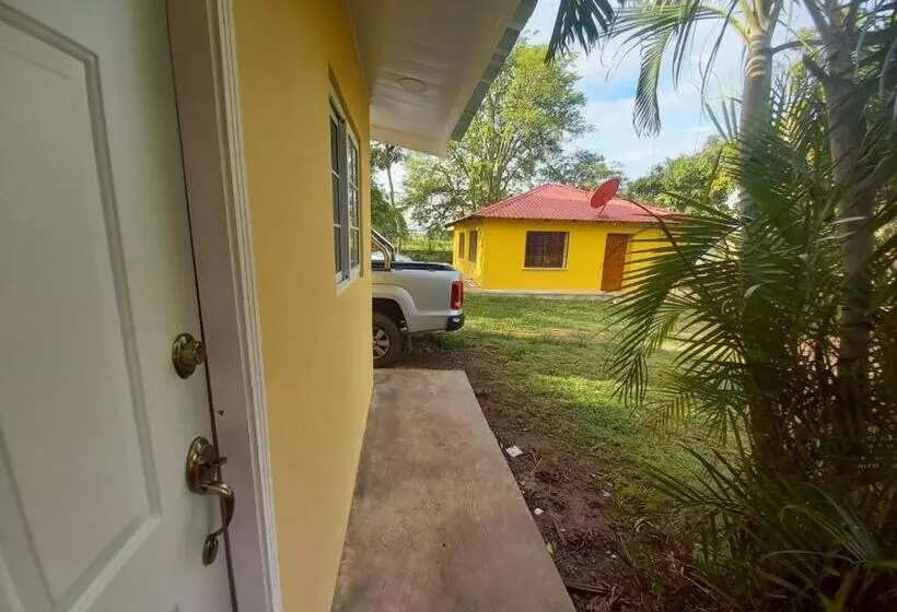 پانسیون Palmerola Inn