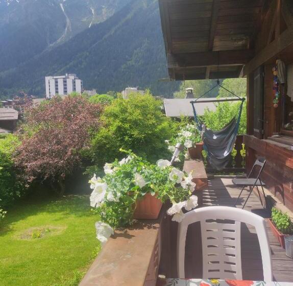 膳宿费 Tellahouse