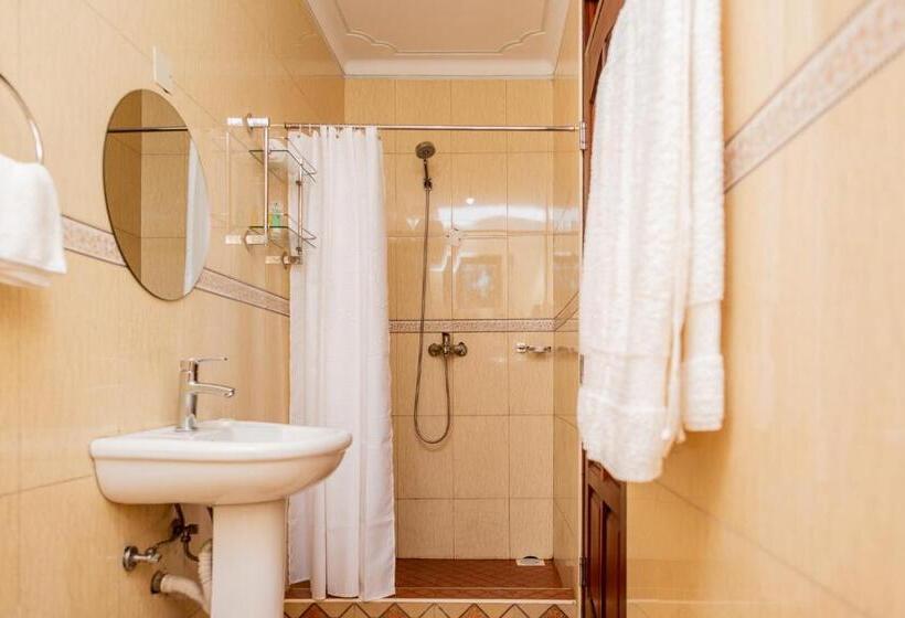 Rehoboth Hotel & Apartments