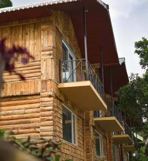 リゾートホテル La Das Treetops