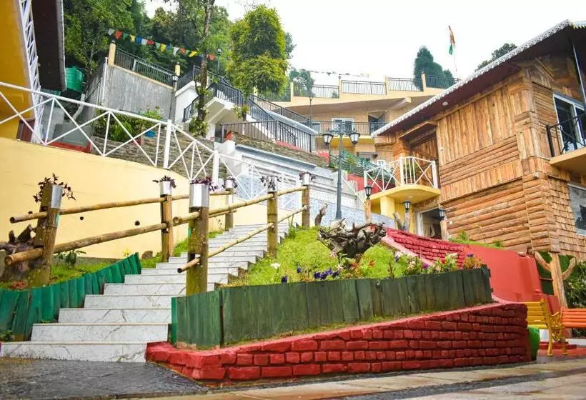 リゾートホテル La Das Treetops