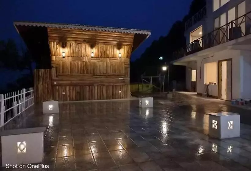 リゾートホテル La Das Treetops