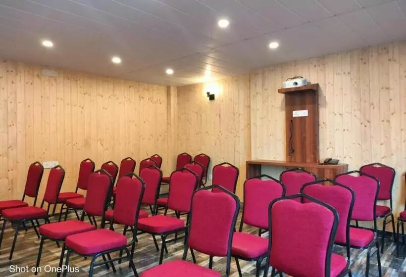 リゾートホテル La Das Treetops