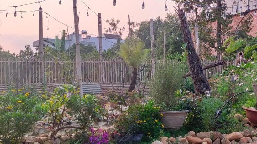 تختخواب و صبحانه Homestay Hơ đơng