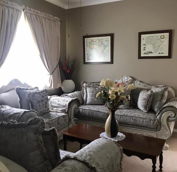 ベッドアンドブレックファースト Villa Prince Imperial