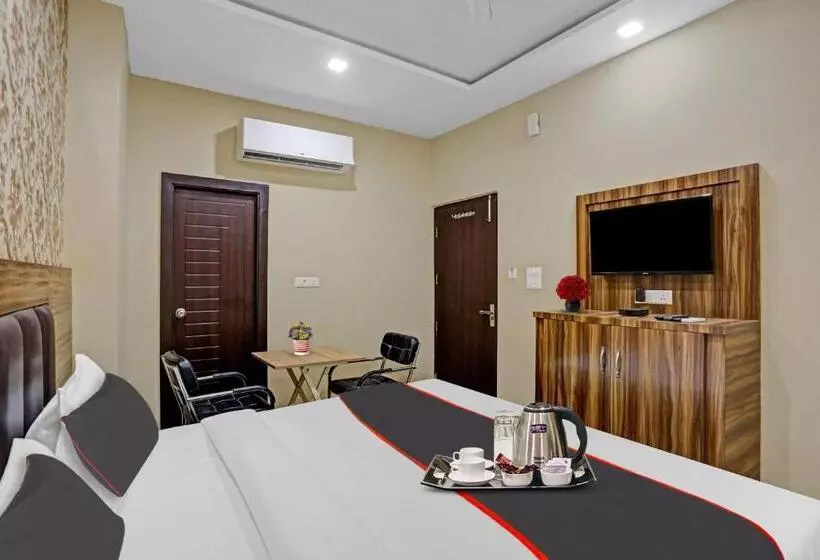 Collection O Hotel Citi Star