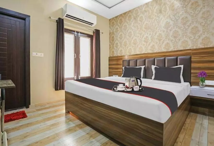Collection O Hotel Citi Star