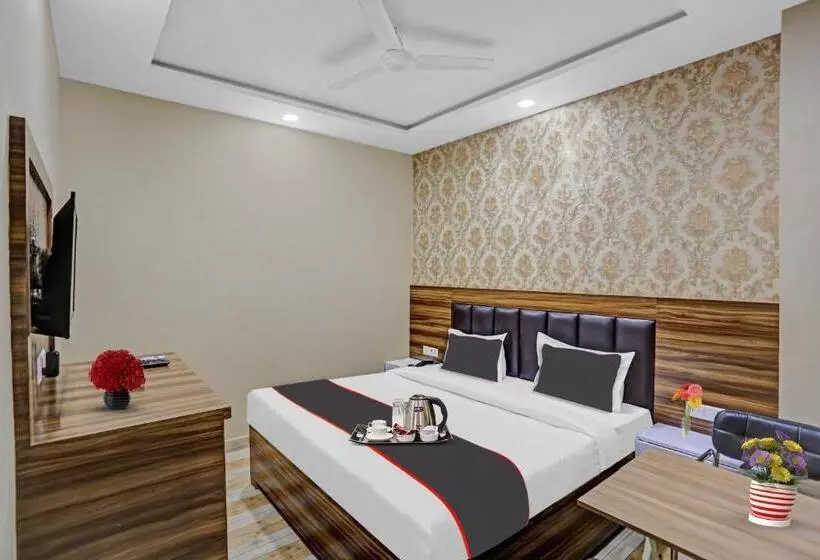 Collection O Hotel Citi Star