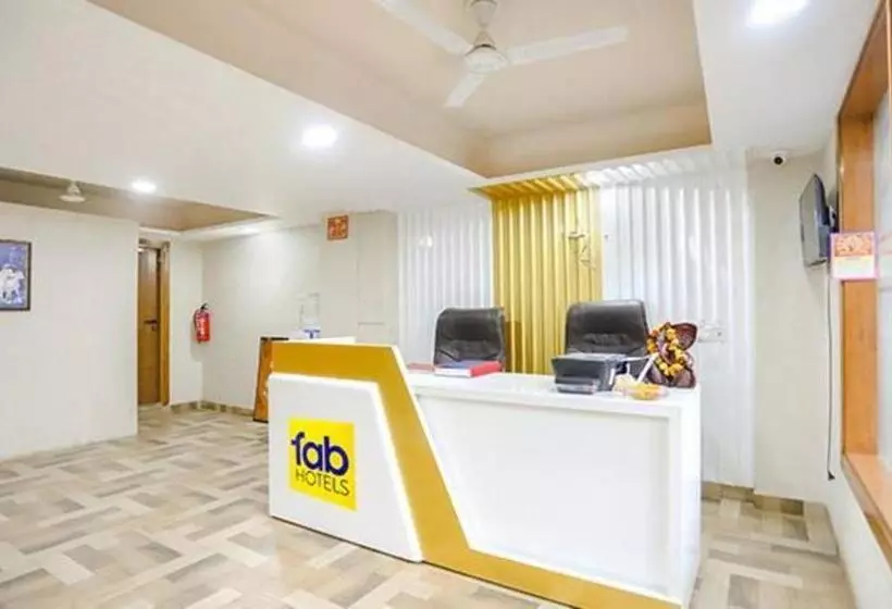 Fabhotel Signature Inn I