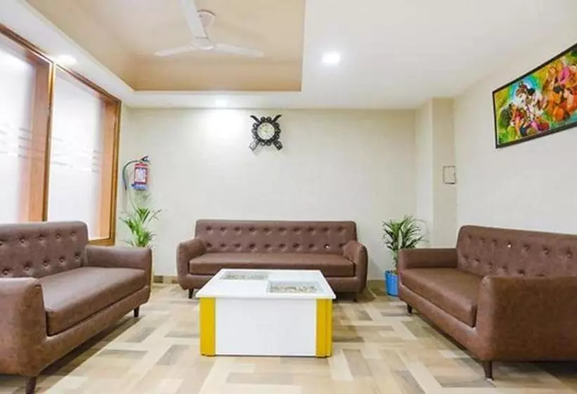 Fabhotel Signature Inn I