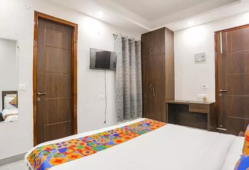 Fabhotel Signature Inn I