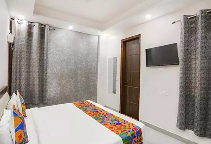 Fabhotel Signature Inn I