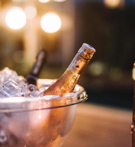 בית מלון כפרי Bosco Ad Antico Casale 700