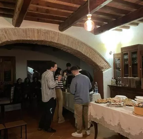 Hotelli Bosco Ad Antico Casale  700