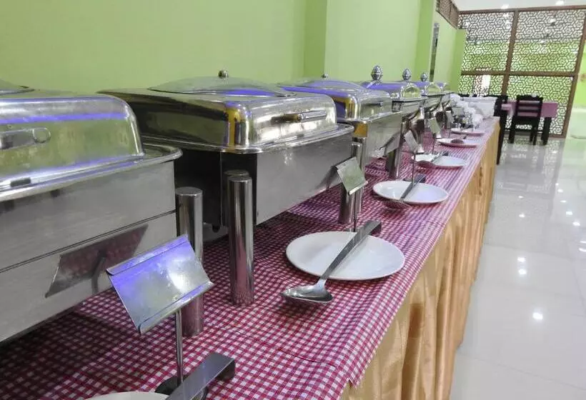 ホテル Kohua Bon   Kaziranga