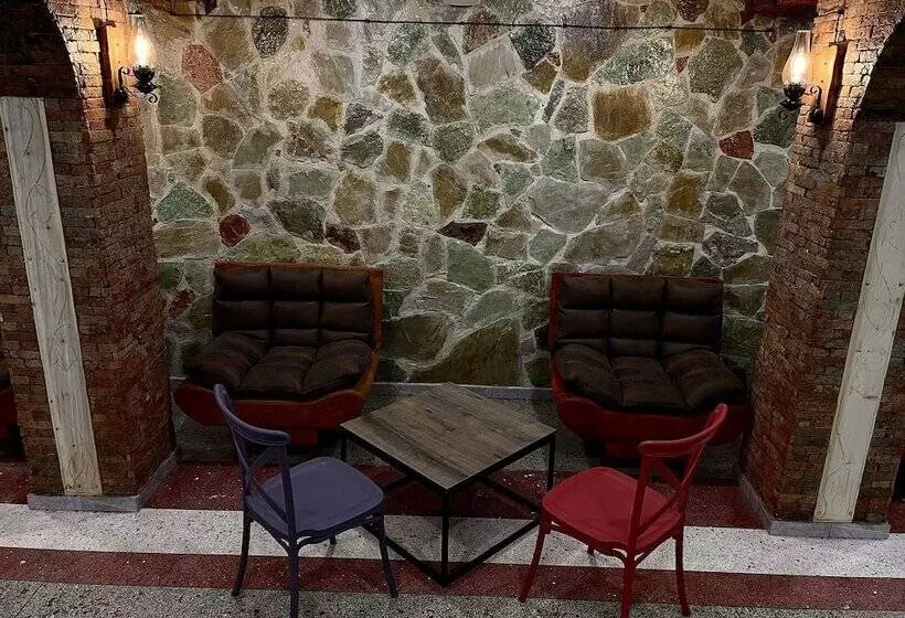هتل My Georgian Village