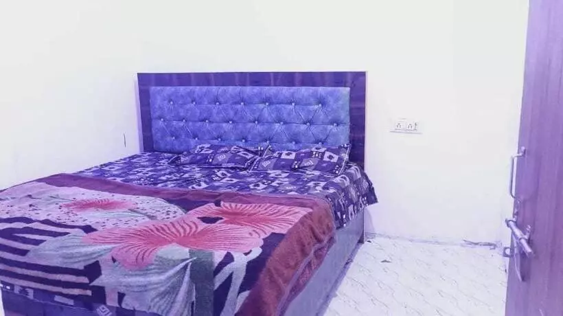 ホテル Oyo 80810f Bp Nigam Guest House