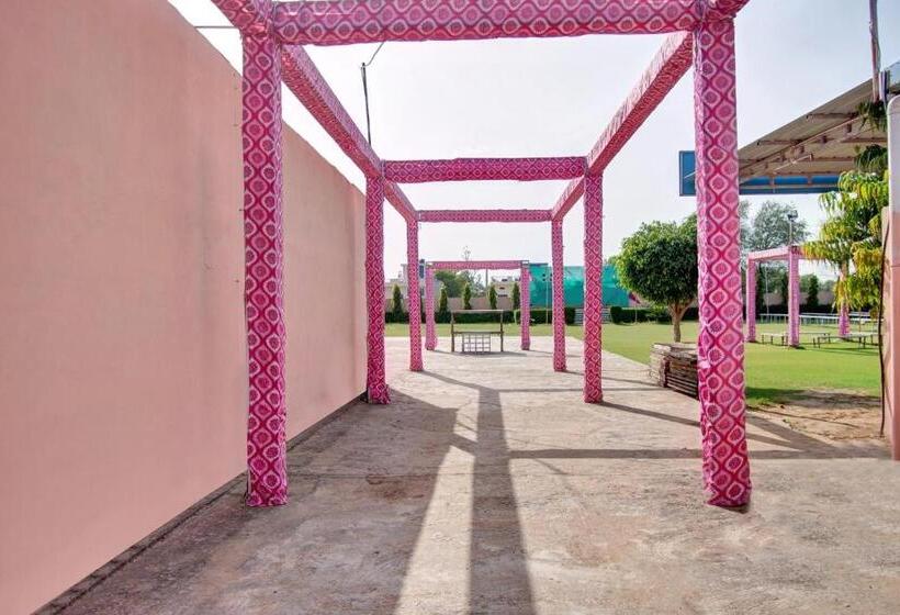 Hotel Oyo Flagship 81025 Shri Dev