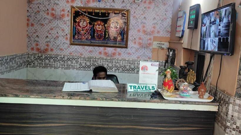 هتل Oyo Flagship 81090 Pragati Beach Resort