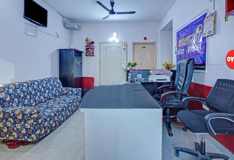 Hotelli Oyo Flagship Balaji Guest House