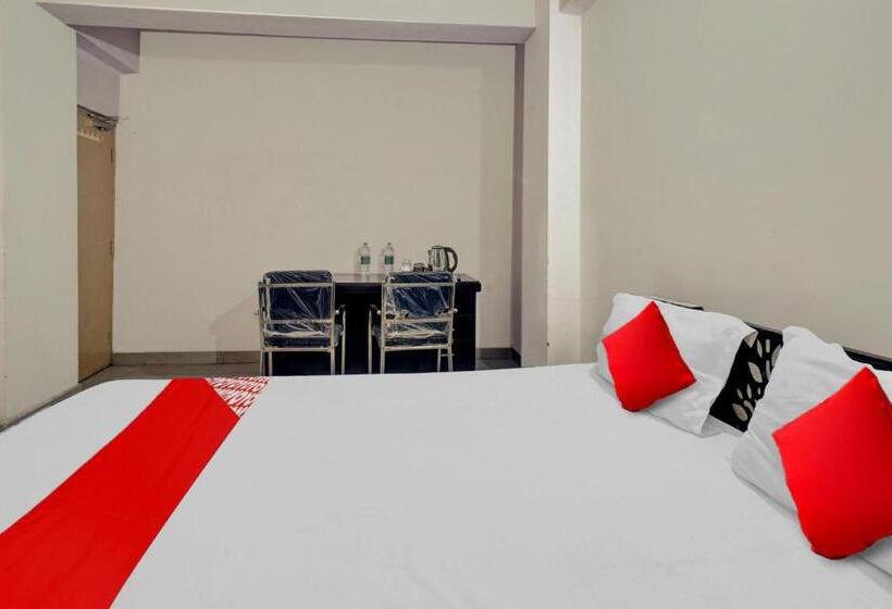 Hotelli Oyo Flagship Balaji Guest House