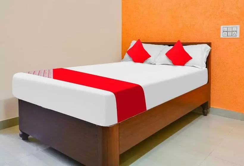 ホテル Oyo Flagship Vishnu Lodge
