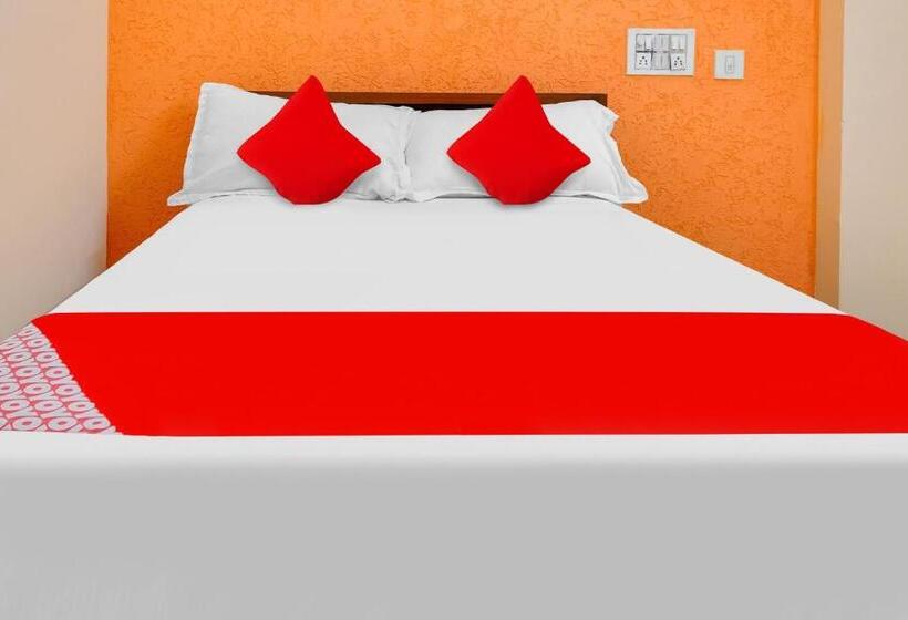 호텔 Oyo Flagship Vishnu Lodge