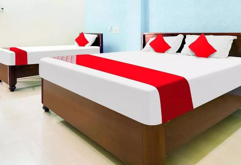 ホテル Oyo Flagship Vishnu Lodge
