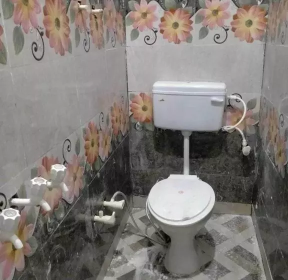 ホテル Oyo Ganesh Guest House