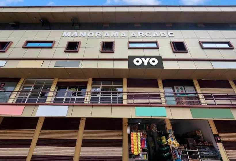 ホテル Oyo Spot On 81130 Manorama Residency