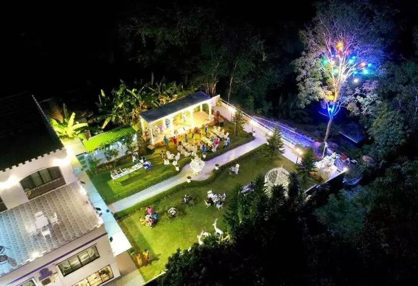 Hotelli Paradiseresort
