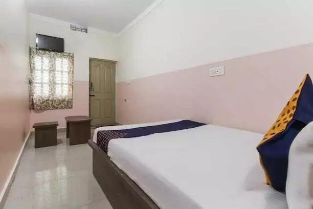 Hotelli Spot On Sri Annapurneshwari Residency