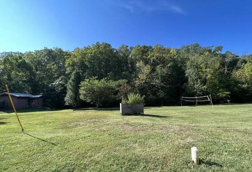 Ji1, King Guest Room At The Joplin Inn At Entrance To The Resort Hotel Room