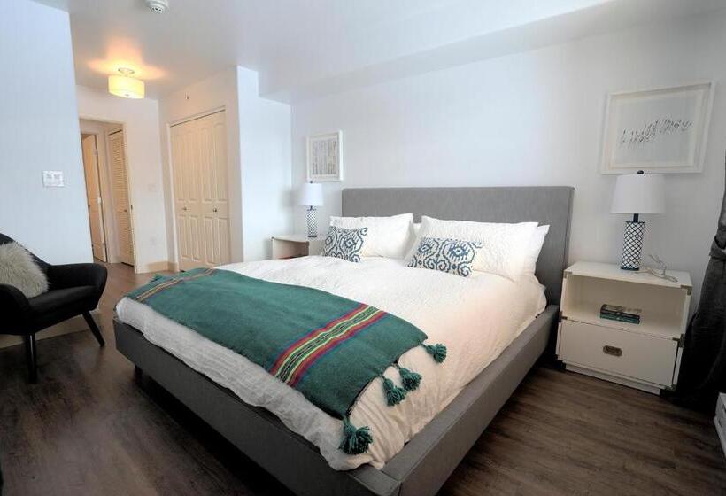 Modern Mountain Delight