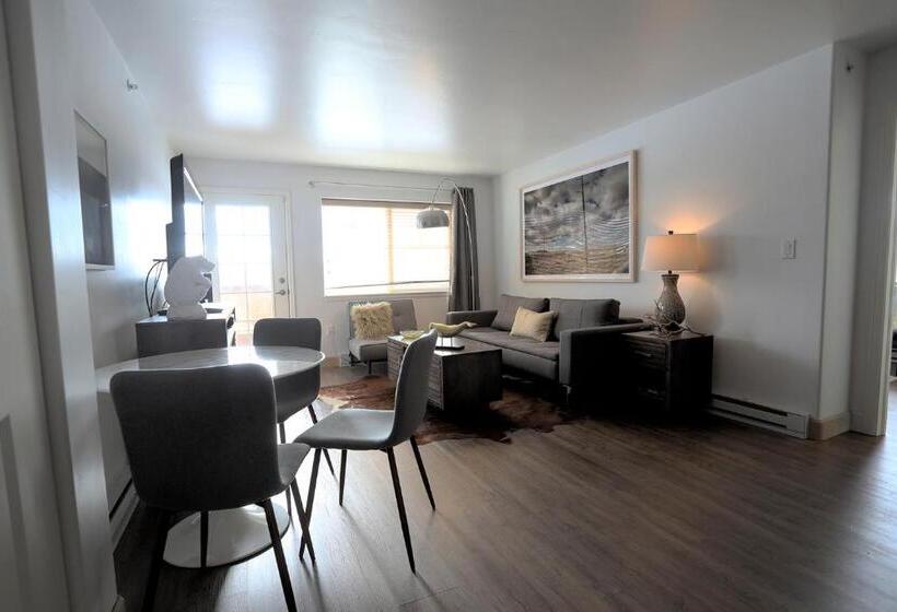 Modern Mountain Delight