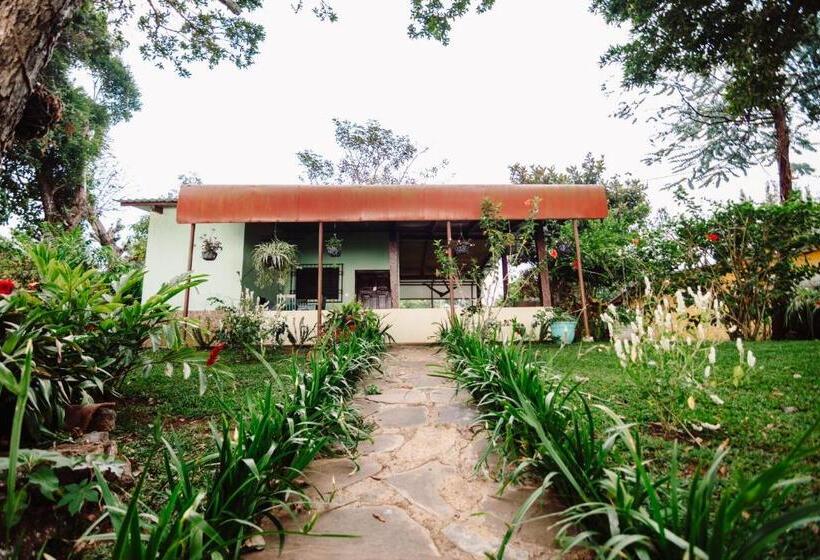 پانسیون Cabaña Montecielo 2