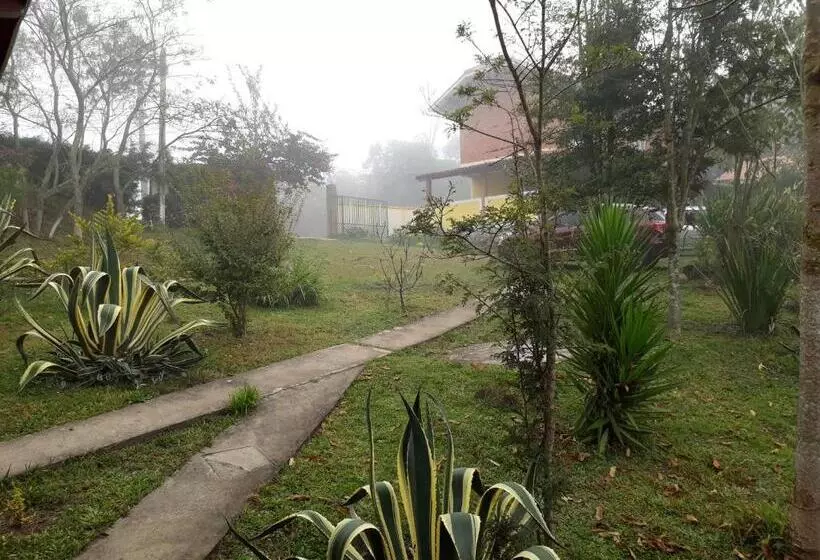 پانسیون Chale Canto Dos Pássaros 2 Fica 3 Kilometros Antes De Monte Verde Mg