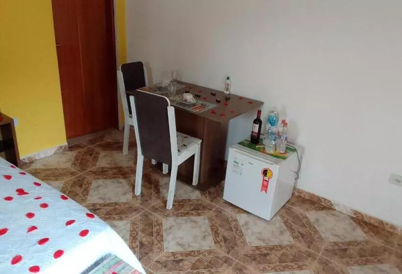 پانسیون Chale Canto Dos Pássaros 2 Fica 3 Kilometros Antes De Monte Verde Mg