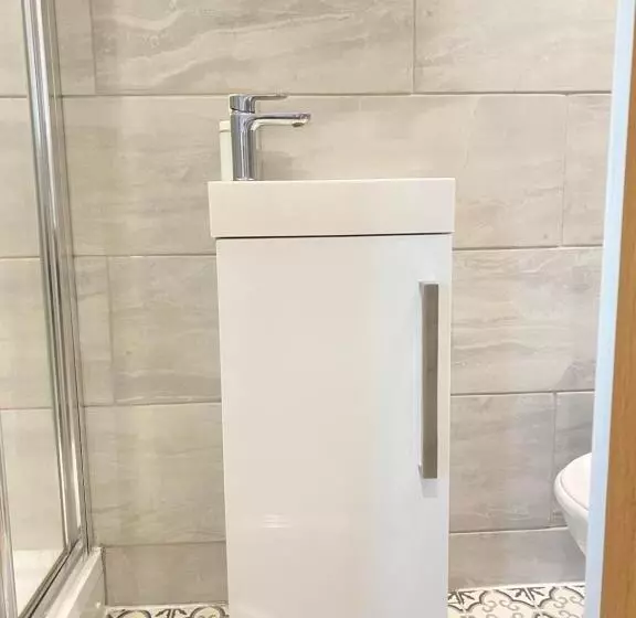 Majatalo Cozy En Suite Near Stratford