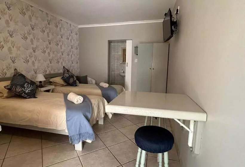 ペンション Room In Apartment   Cozy Crner, Home Away From Home, Near Pristine Beaches Num3