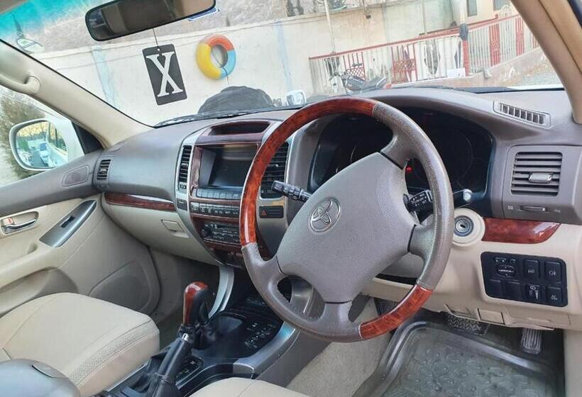 پانسیون Royal Guest House