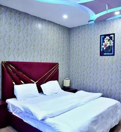 پانسیون Royal Guest House