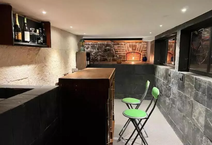 San Rafa  Home Office Suites